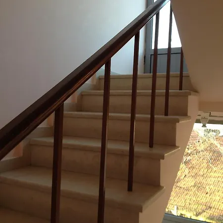 Mountain Dreams Deluxe Apartment