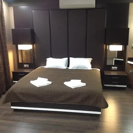 Mountain Dreams Deluxe